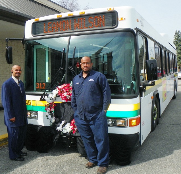 Members of Local 312 with DDOT bus decorated in their President's honor.
