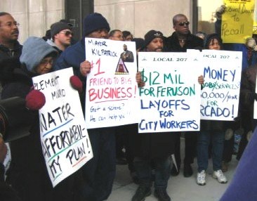 AFSCME Local 207 DWSD workers picketed against Mayor Kwame Kilpatrick over privatization there. Kilpatrick is now in prison in a case related to the Synagro sewage sludge deal.