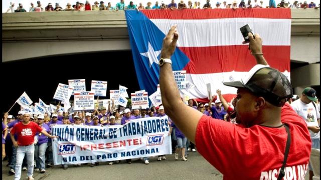 Puerto Rican workers rally in preparation for a general strike against Jones Day-style austerity measures.