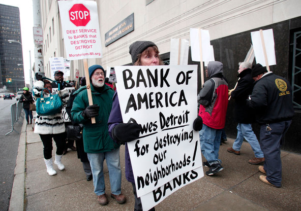 Protesters outside Detroit bankruptcy court.