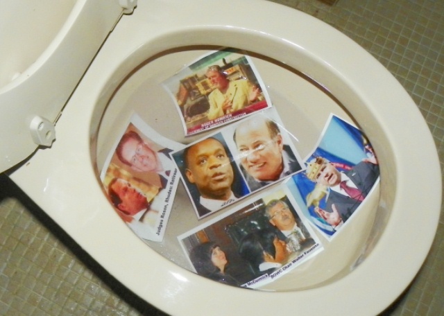 Flush water shutoff criminals Kevyn Orr and Mike Duggan (center) and (clockwise) Judges Rosen, Rhodes, Roger Homrich, Gov Rick Snyder, BOWC chair Walter Fausone, DWSD Director Sue McCormick, down the toilet of history.