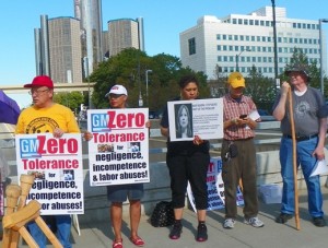 Protesters demand Zero Tolerance for GM anti-labor practices.
