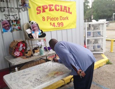 Memorial for Alton Sterling at store.
