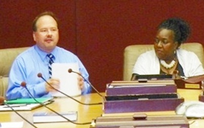 Dr. Thomas Pedroni speaks at special City Council meeting attended by Peter Cunningham of U.S. Department of Education, with former Councilwoman JoAnn Watson at his side.