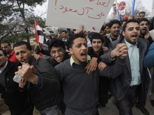 Dearborn crowd protests U.S.-Saudi airstrikes on Yemen.