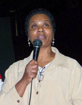 Marie Thornton speaking at rally Jan. 28, 2009