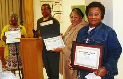 Belinda Myers-Florence (2nd from r) receives Mover and Shaker award with other DAREA officers (l to r) Wanda Jan Criss Hill, Bill Davis, and Yvonne Jones.